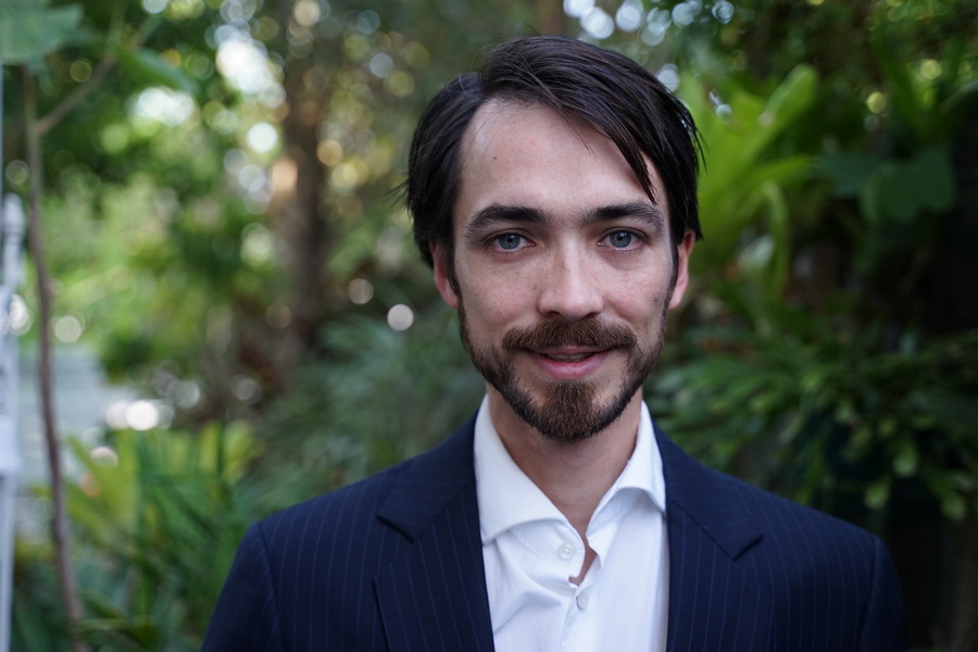 portrait photo, Anton deVries
